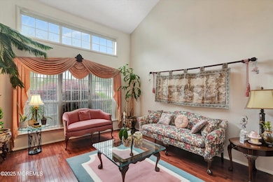 04-Living Room