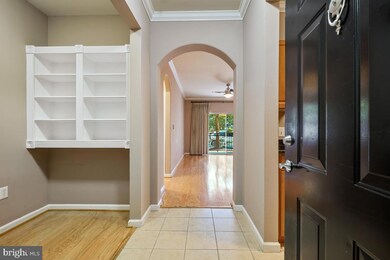 12925 Centre Park Cir unit 102, Herndon, VA 20171 - photo 2