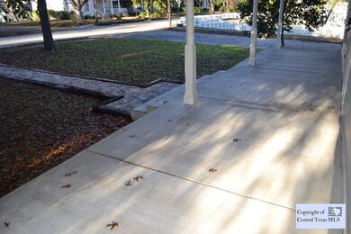 903 W Hopkins St, San Marcos, TX 78666 - photo 2