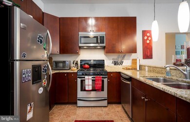 Twelve 09 unit 215, Baltimore, MD 21201 - photo 6