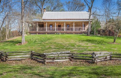 Exterior_Front