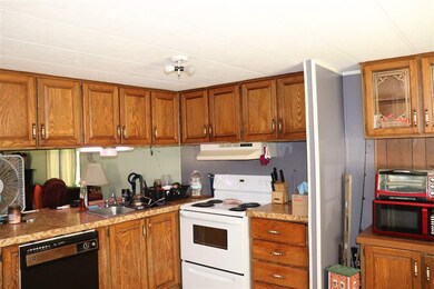 25 Riverview Dr, Rochester, NH 03867 - photo 5