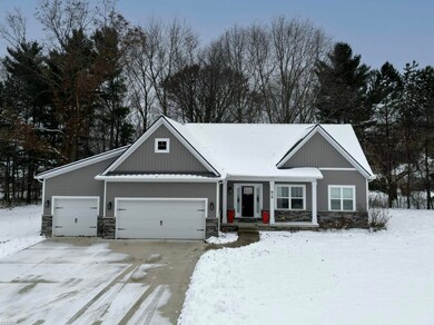 16396 Shadow Ln, Linden, MI 48451 - photo 2