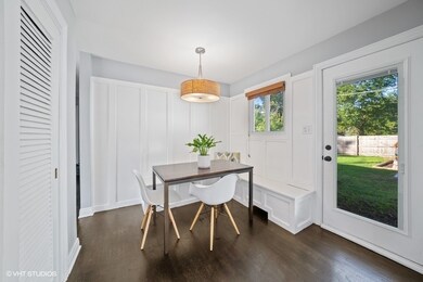 394 N Oaklawn Ave, Elmhurst, IL 60126 - photo 5