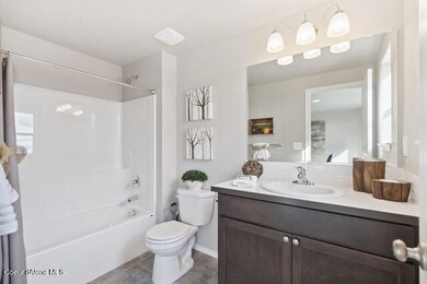thumbnail_Orchard Encore - Bathroom