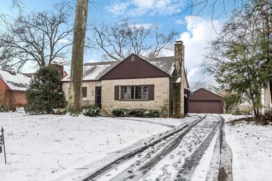73 N Roosevelt Ave 04