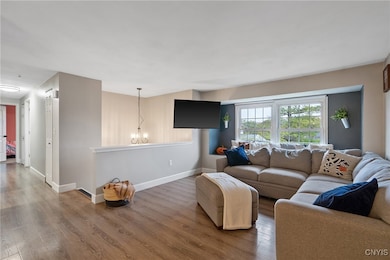 201 Woodmont Dr, Camillus, NY 13031 - photo 5