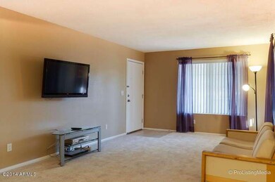 1905 E University Dr family room