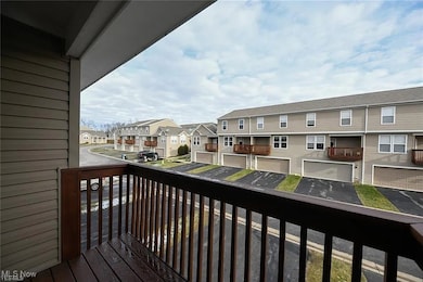 970 Croghan Way, Akron, OH 44321 - photo 4