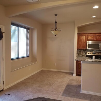 228 Corinna Ct, Hurst, TX 76053 - photo 3