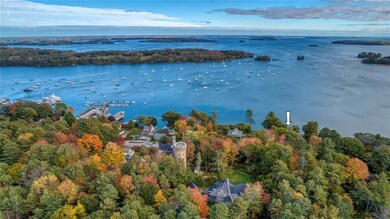 33 Harraseeket Rd, Freeport, ME 04032 - photo 3