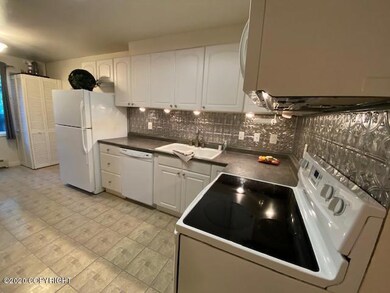Beautiful backsplash