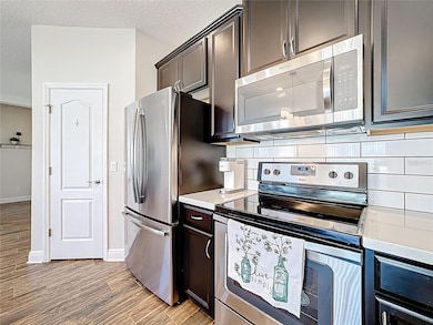 3185 Hardwood Hammock Dr, Orlando, FL 32824 - photo 5