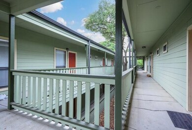 3206 King St unit 203, Austin, TX 78705 - photo 3