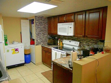 2724 Fan Palm Dr unit 2724, Davenport, FL 33897 - photo 3