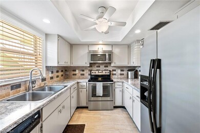 200 Valley Stream Dr unit B-1, Naples, FL 34113 - photo 6