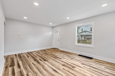 145 N Wayne Ave, Columbus, OH 43204 - photo 6