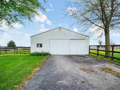 15211 E Tillman Rd, Fort Wayne, IN 46816 - photo 4