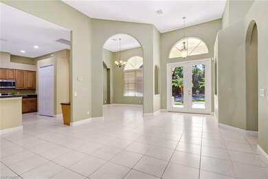 entrance/formal living