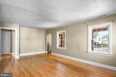 907 Walnut St, Pocomoke City, MD 21851 - photo 5