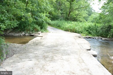 157 Hodges Ln, Winchester, VA 22603 - photo 3