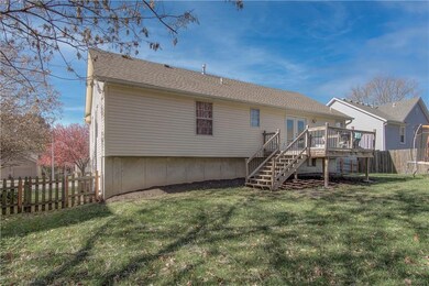 705 Furlong Dr, Raymore, MO 64083 - photo 5