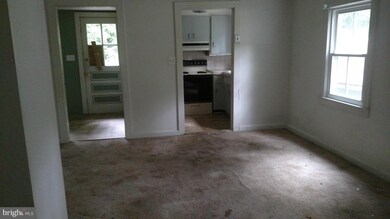 18 Friendship Rd, Friendship, MD 20758 - photo 3