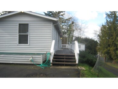 624 E B St, Rainier, OR 97048 - photo 3