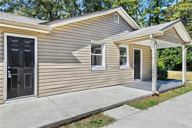 2612 Loghaven Dr NW, Atlanta, GA 30318 - photo 4