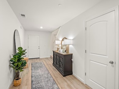 6656 E Washington Ave, Fresno, CA 93727 - photo 3