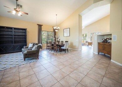 Living Rm. w/soaring ceilings