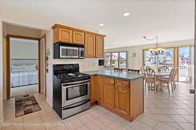 250 Evergreen Dr, Bayville, NJ 08721 - photo 4