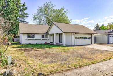 610 Hopkins Rd, Central Point, OR 97502 - photo 3