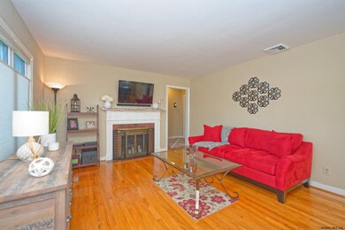 5 Fordham Ct, Albany, NY 12209 - photo 4