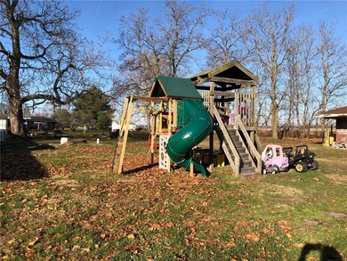 13960 E Georgia St, Effingham, IL 62401 - photo 4