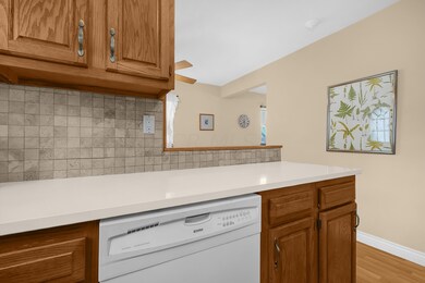 Eat In Kitchen