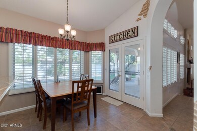Kitchen Eating Area