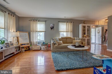 8 Ashley Ct, Glen Mills, PA 19342 - photo 7