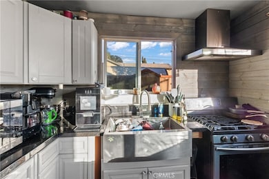 6809 Haywood St, Tujunga, CA 91042 - photo 7