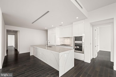 The Laurel Rittenhouse Square unit 2702, Philadelphia, PA 19103 - photo 6