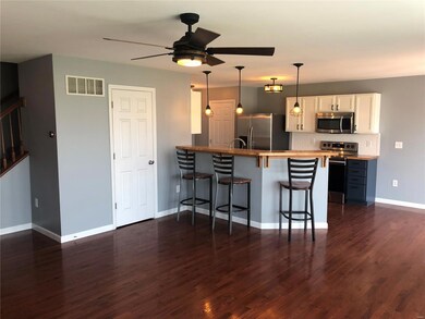 6849 Hampshire Ct, Maryville, IL 62062 - photo 6