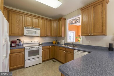 10712 Villa Way, Fredericksburg, VA 22407 - photo 6