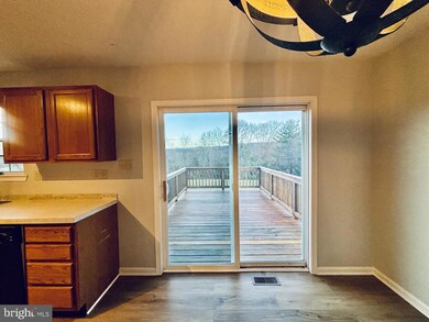 310 Charles Cir, York, PA 17406 - photo 7