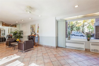 The Nebraska unit 1P, Forest Hills, NY 11375 - photo 2