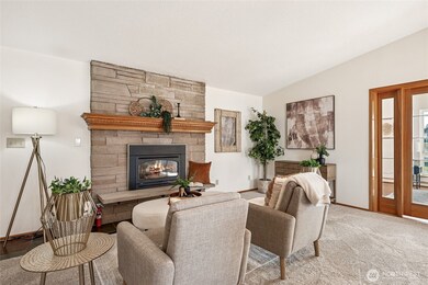 605 Louviers Ave, Dupont, WA 98327 - photo 4