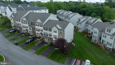 400 Carriage Ln unit 400, Red Lion, PA 17356 - photo 7