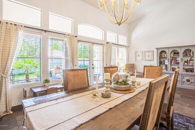 Gorgeous, light and bright, Formal