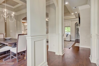 319 Dunvegan -3