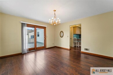 199 E Louis Place, Iselin, NJ 08830 - photo 3