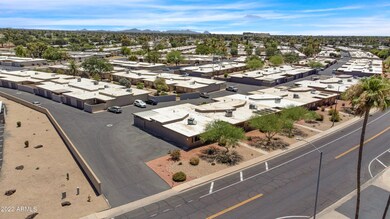 13873 N Thunderbird Blvd, Sun City, AZ 85351 - photo 3